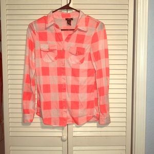 5/$40 Long sleeve button up